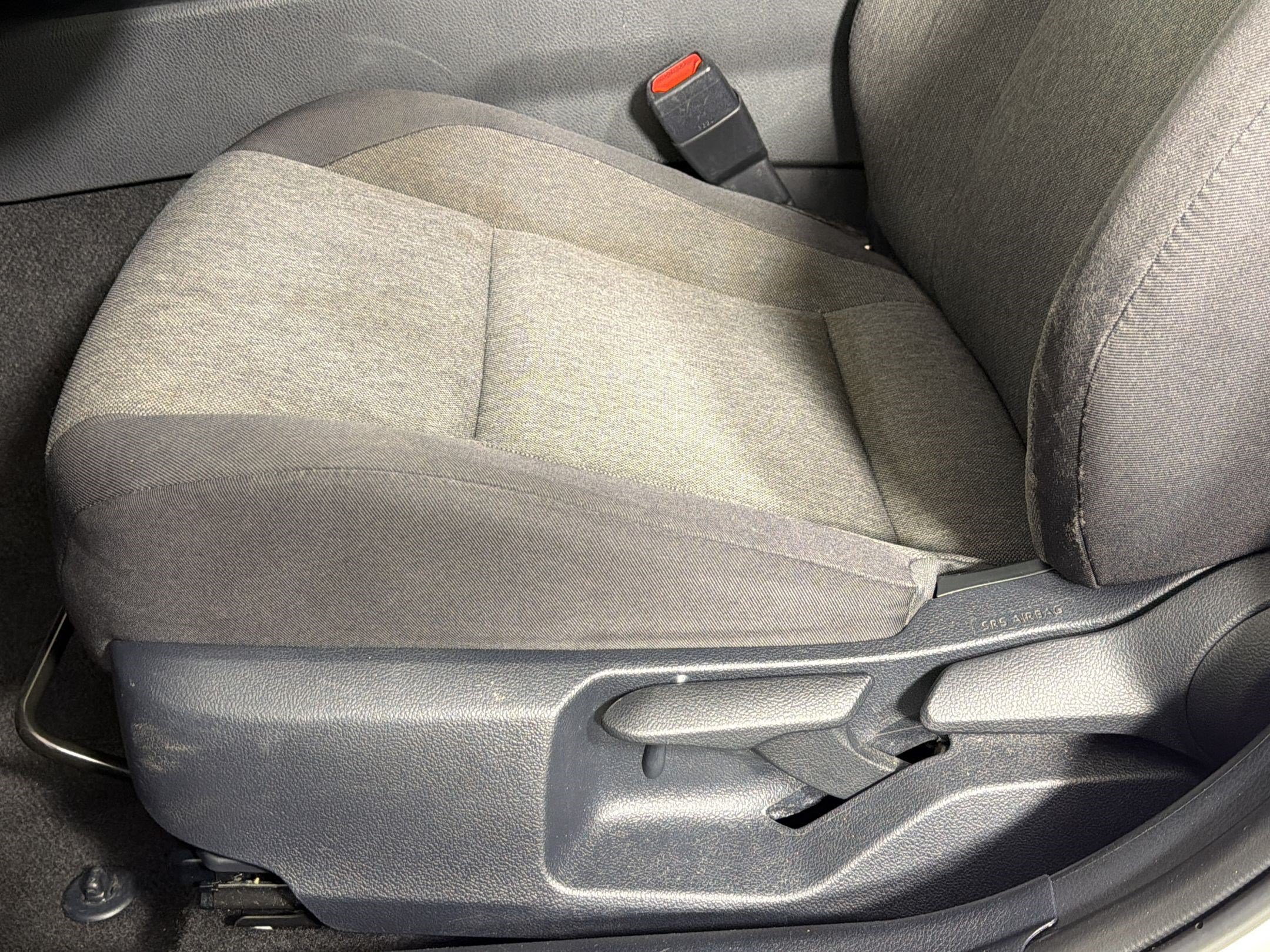 Used 2025 Toyota Camry LE FWD image 13