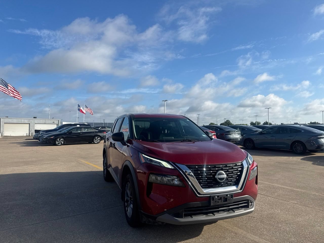 Certified 2023 Nissan Rogue S FWD image 1