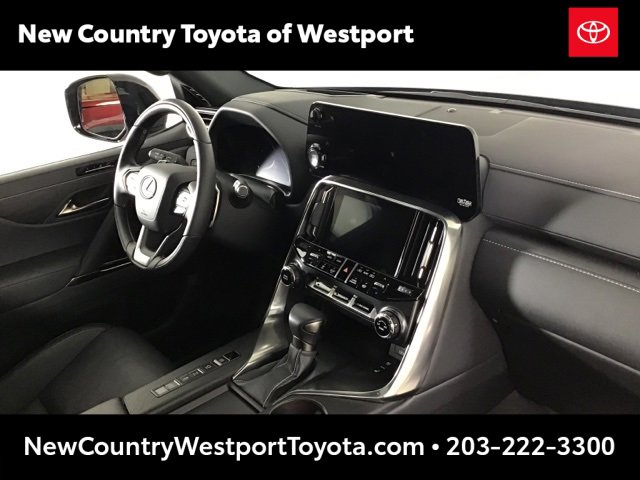 Used 2024 Lexus LX 600 4WD w/ Luxury Package image 22