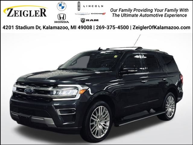 Used 2024 Ford Expedition Limited image 1