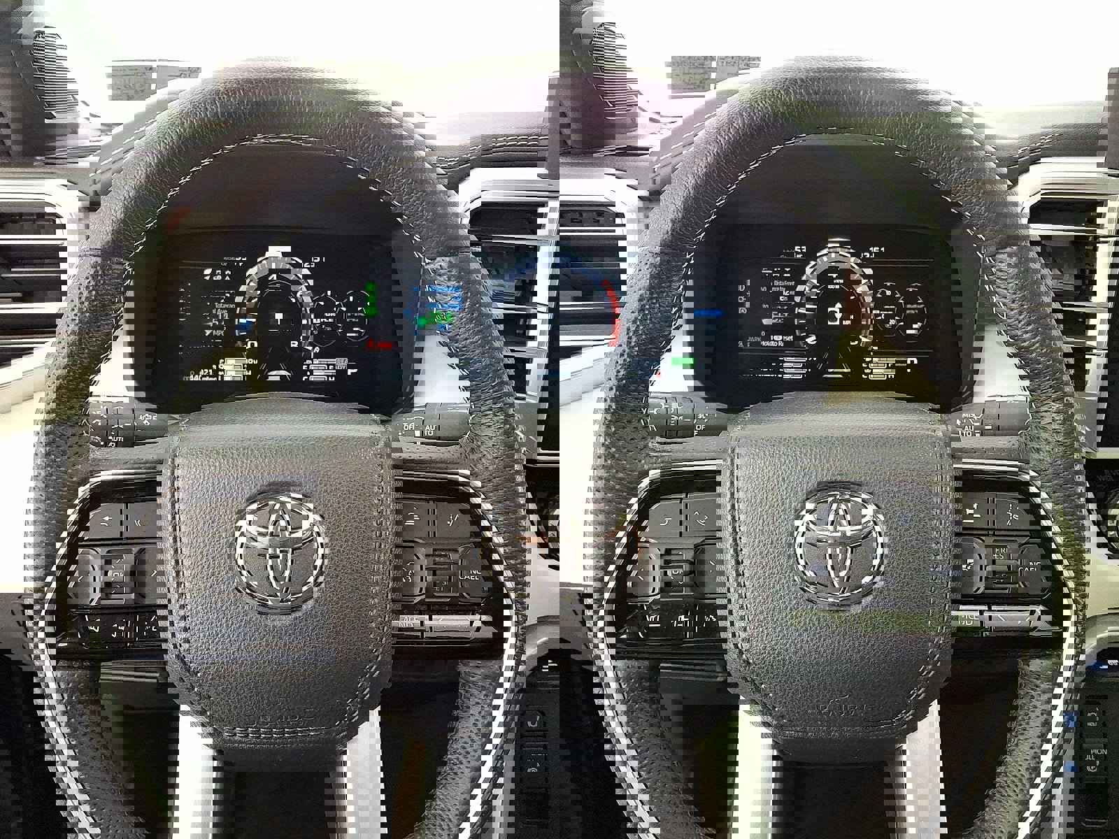 Used 2022 Toyota Tundra Capstone image 16