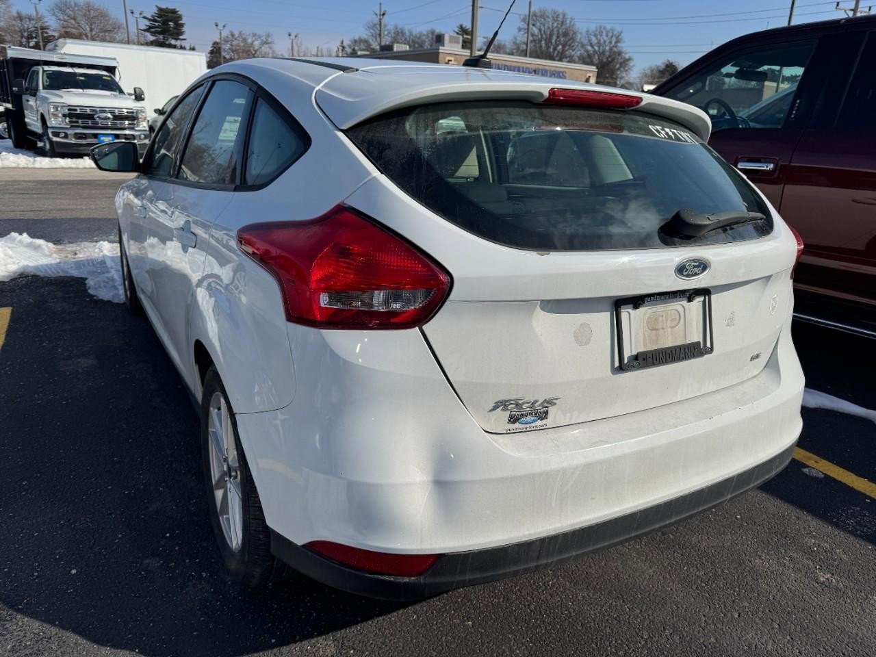Used 2017 Ford Focus SE image 9