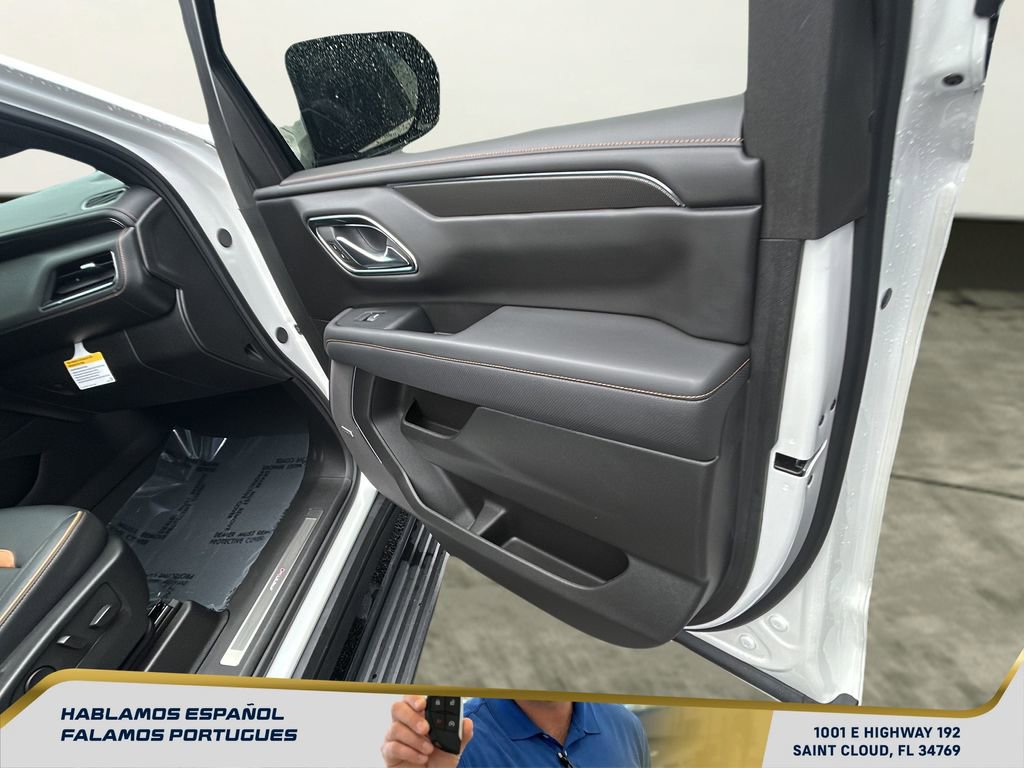Used 2024 GMC Yukon XL AT4 w/ Technology Package image 38