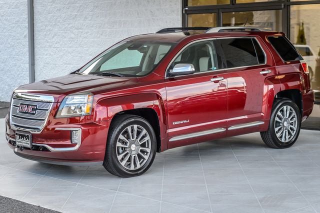 Used 2017 GMC Terrain Denali FWD image 6