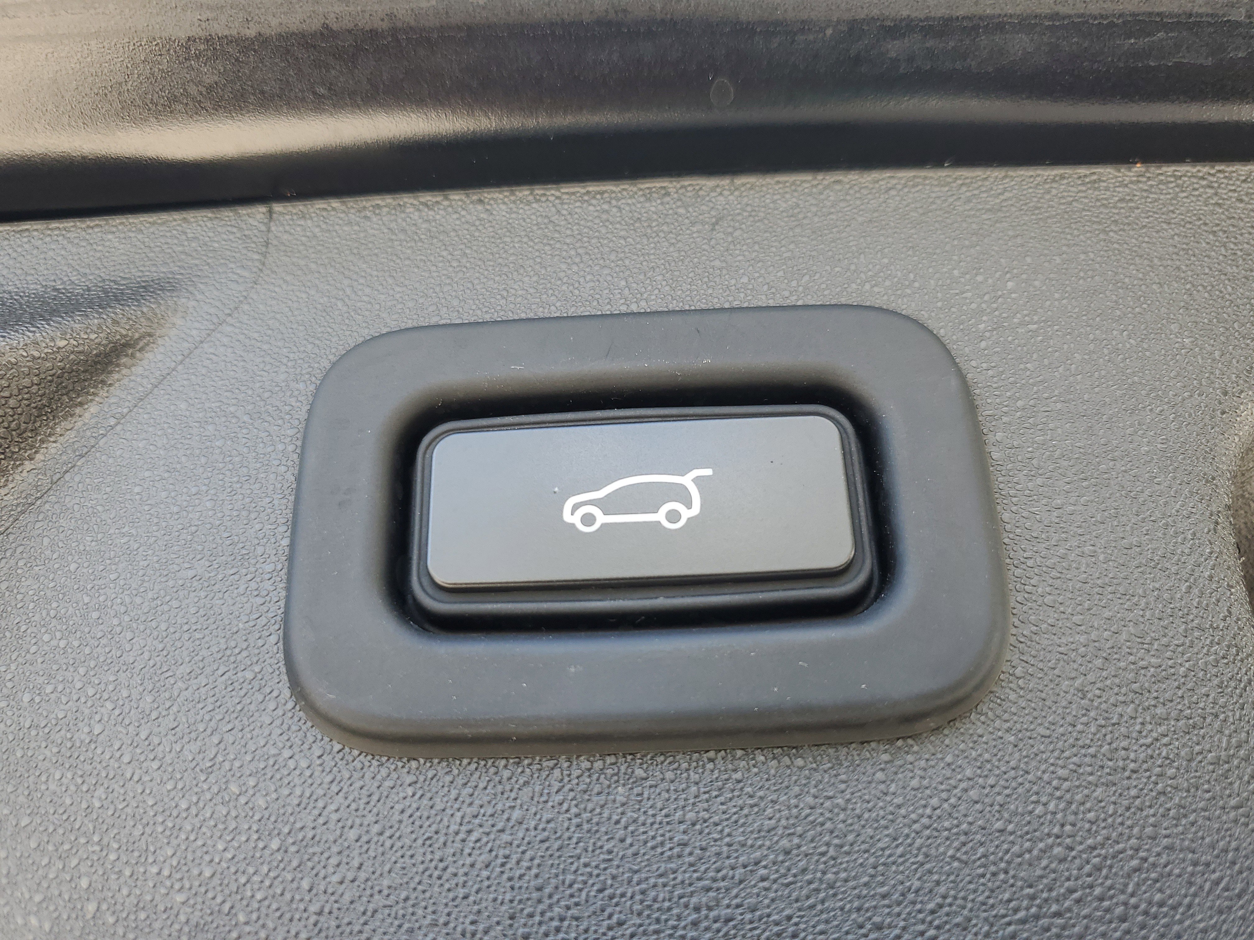 Used 2021 Land Rover Discovery Sport S image 15