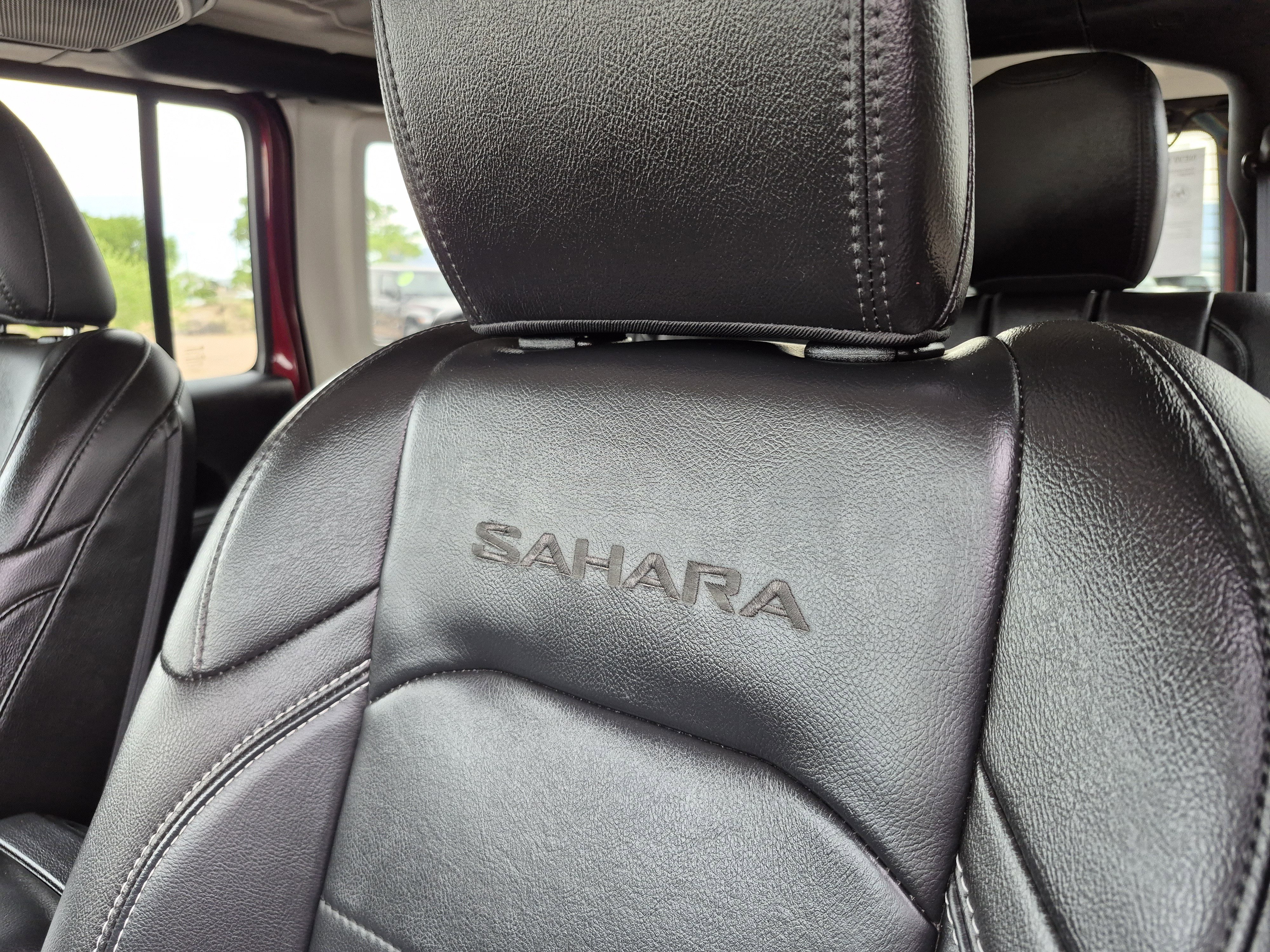 Used 2021 Jeep Wrangler Sahara w/ Cold Weather Group image 28