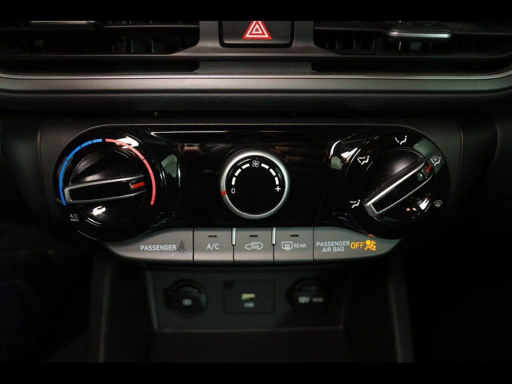 Used 2022 Hyundai Kona SE AWD/4WD image 23