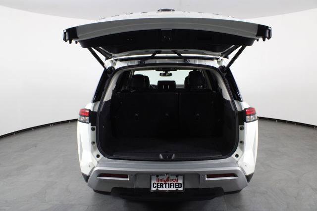 Certified 2022 Nissan Pathfinder SL FWD image 17
