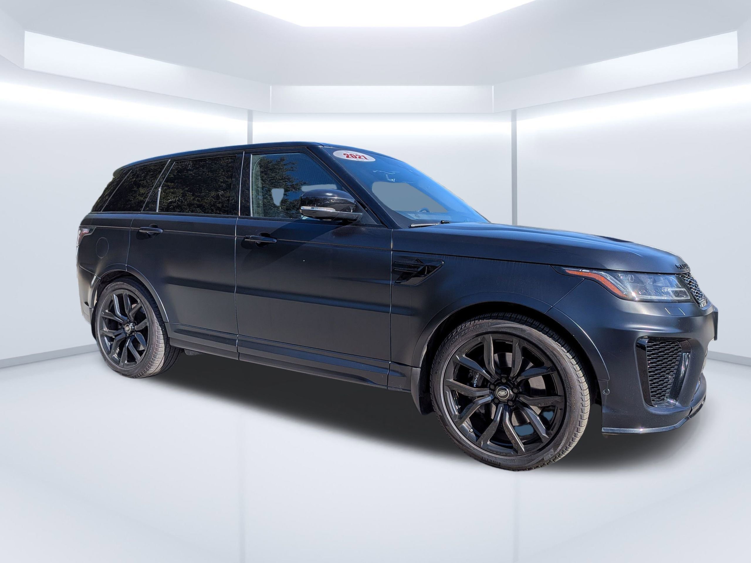 Used 2021 Land Rover Range Rover Sport SVR image 1