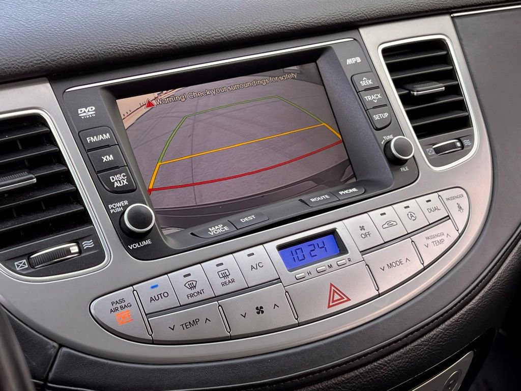 Used 2014 Hyundai Genesis 3.8 w/ Premium Package 02 RWD image 23
