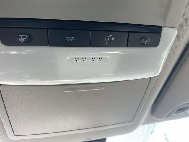 Used 2025 Nissan Altima 2.5 SR image 24