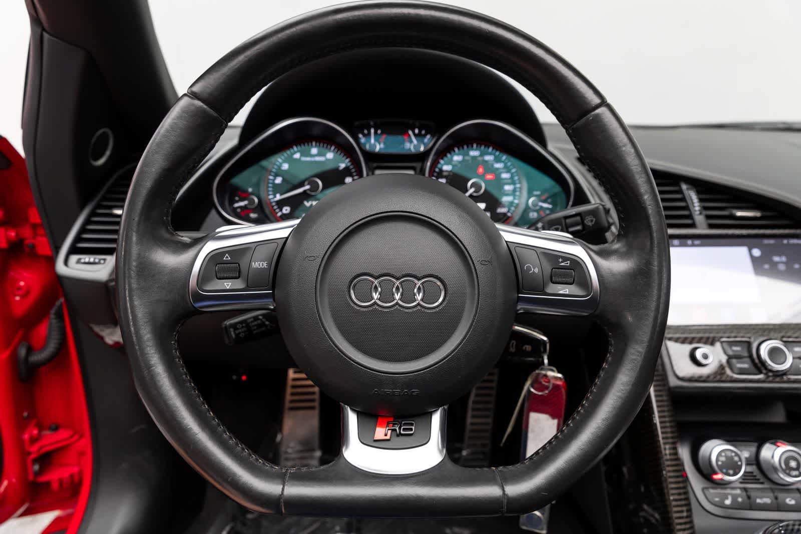 Used 2011 Audi R8 V10 AWD/4WD image 15