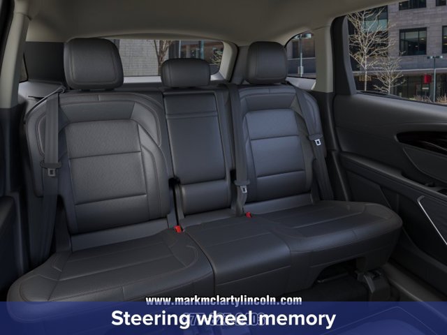 New 2026 Lincoln Nautilus Premier AWD/4WD image 13