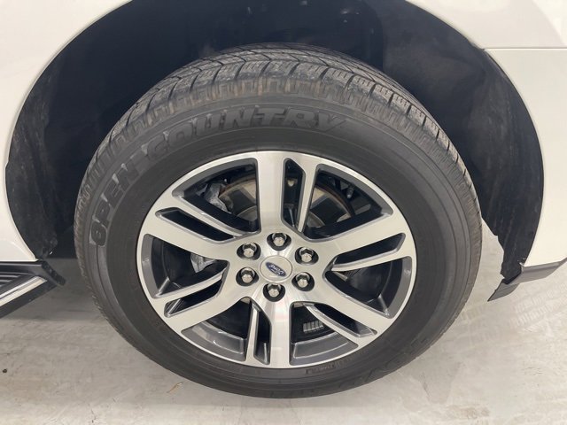 Used 2023 Ford Expedition Max Limited image 5