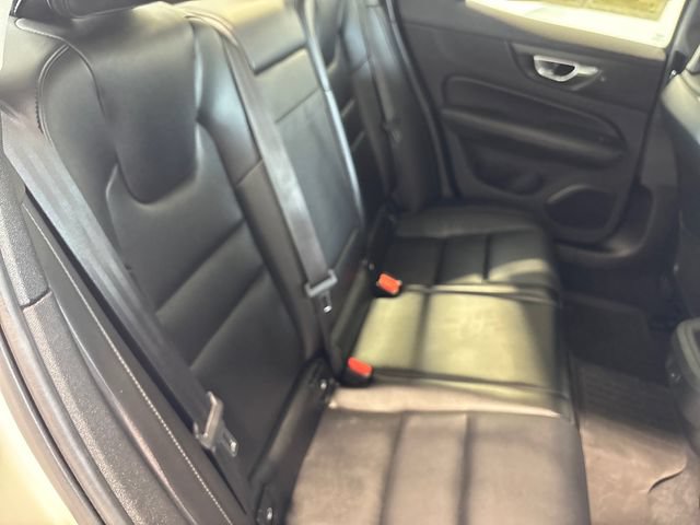 Used 2024 Volvo S60 B5 Core AWD/4WD image 17