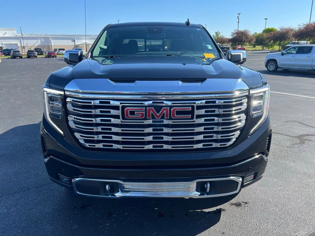 Used 2023 GMC Sierra 1500 Denali AWD/4WD image 6