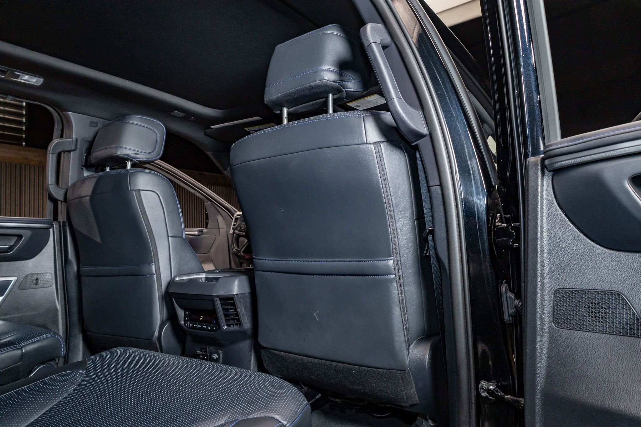 Used 2025 Toyota Sequoia Platinum w/ TRD Off-Road Package image 27