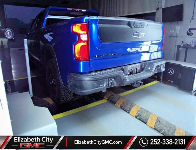 Used 2023 Chevrolet Silverado 1500 ZR2 w/ ZR2 Bison Edition AWD/4WD image 3