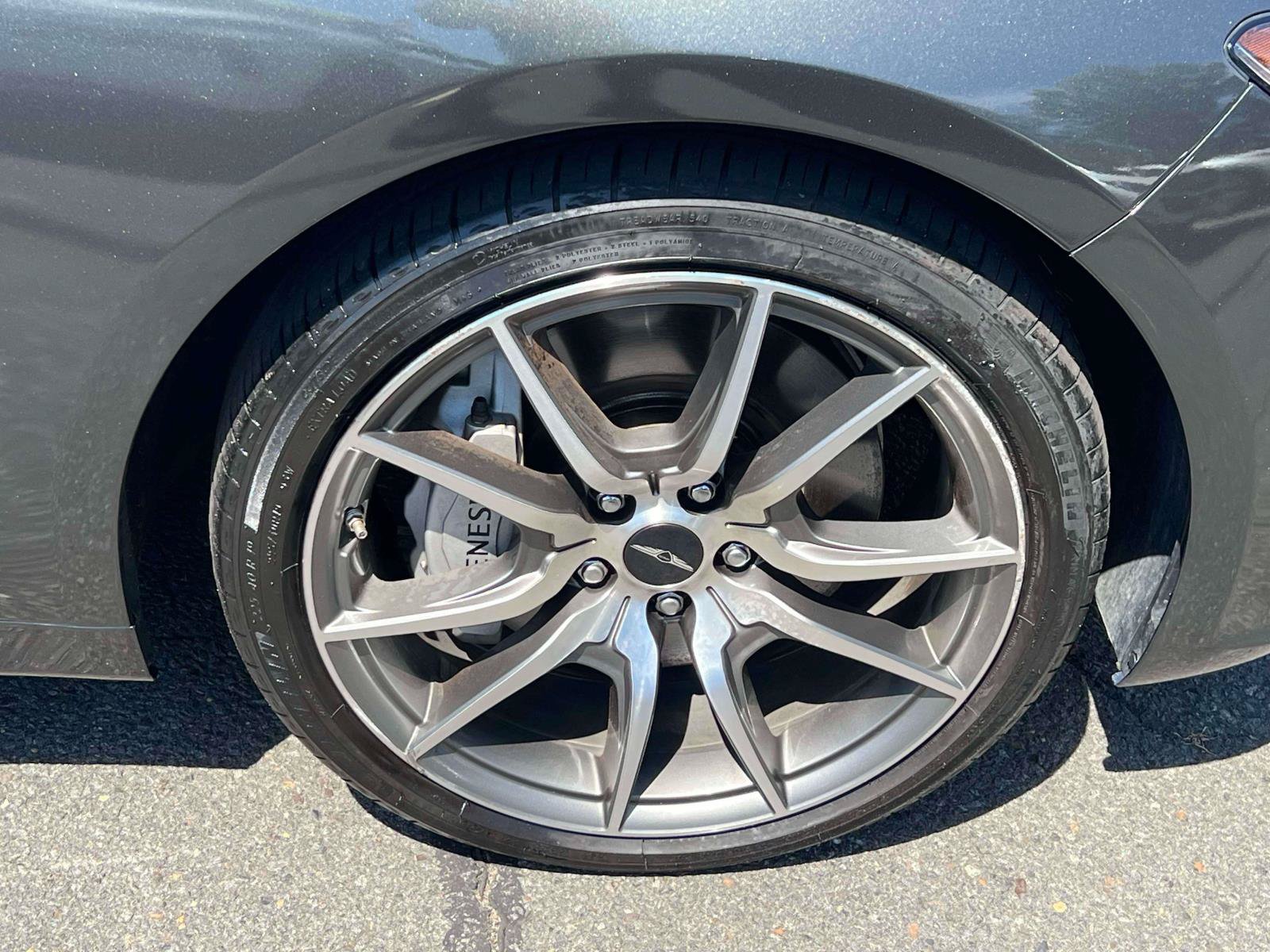 Used 2025 Genesis G70 2.5T RWD image 6