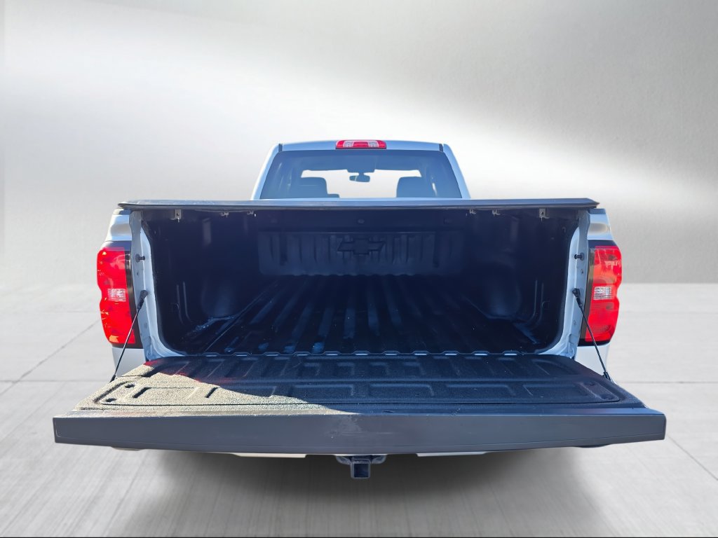 Used 2018 Chevrolet Silverado 1500 Custom w/ Custom Convenience Package AWD/4WD image 34