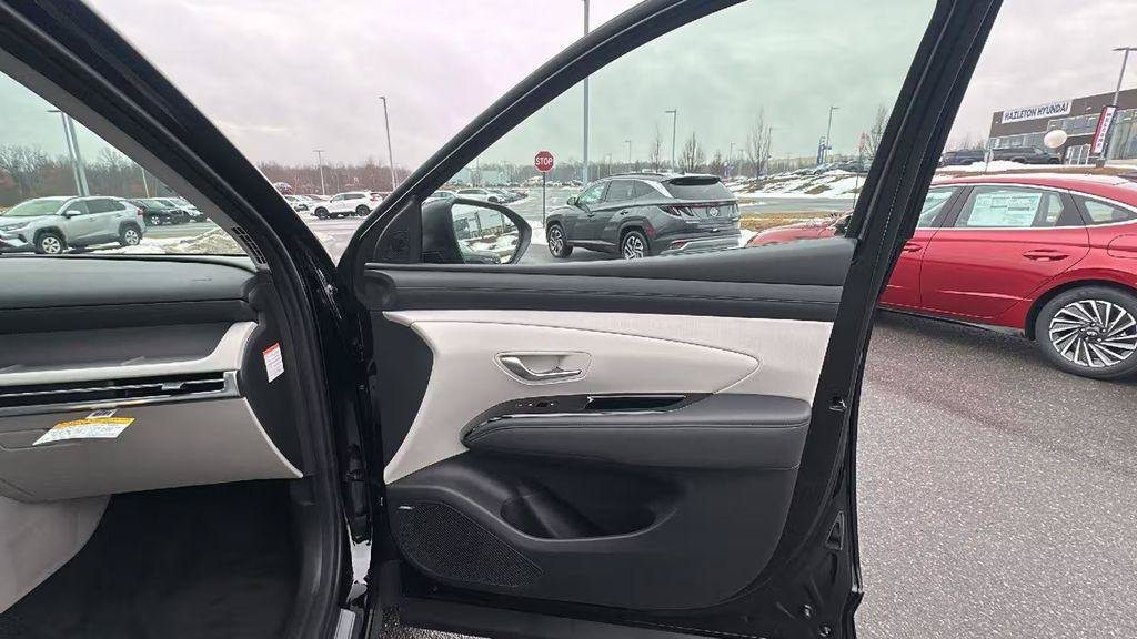 New 2026 Hyundai Tucson Limited AWD/4WD image 13