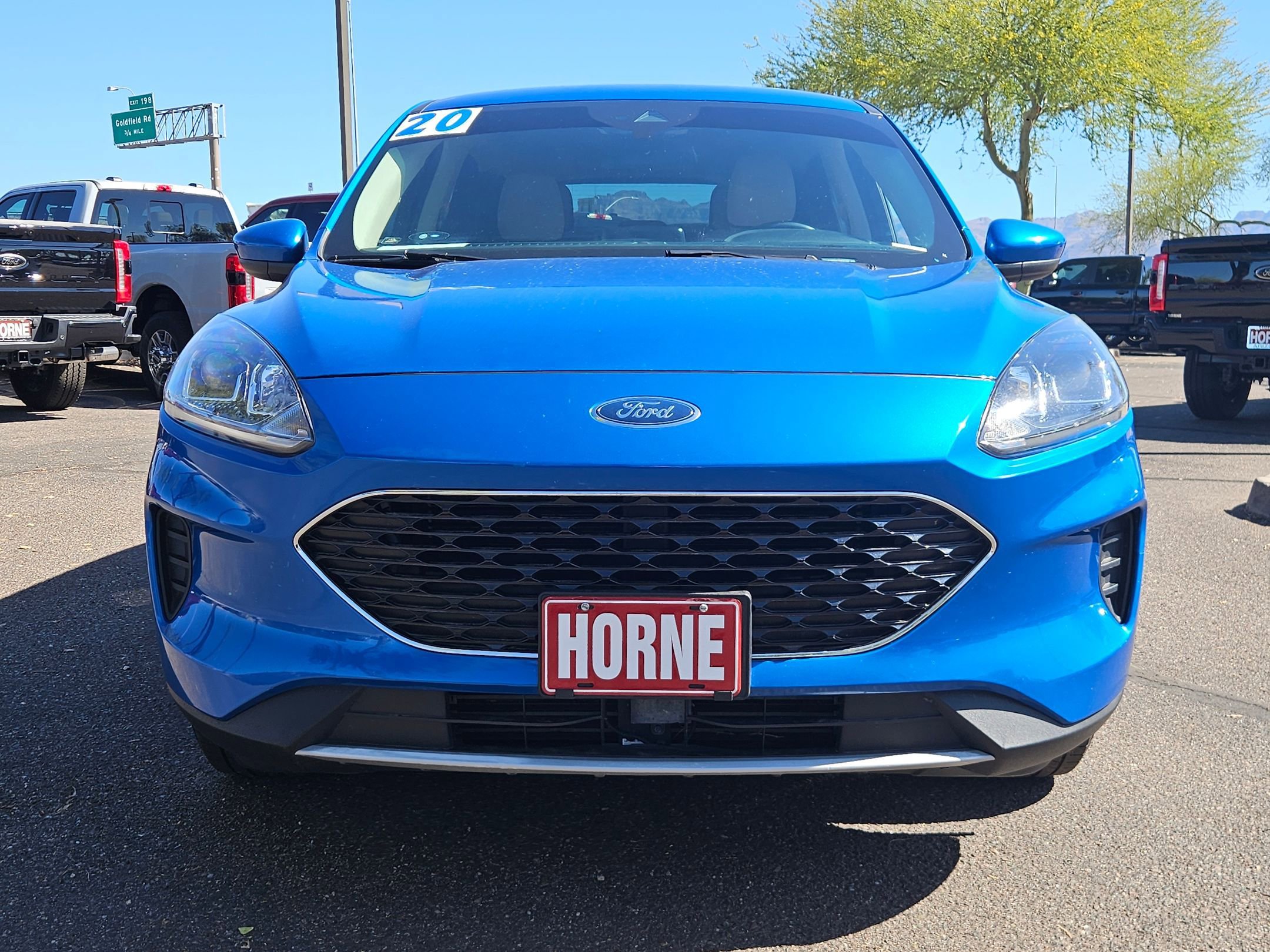 Used 2020 Ford Escape SE image 2