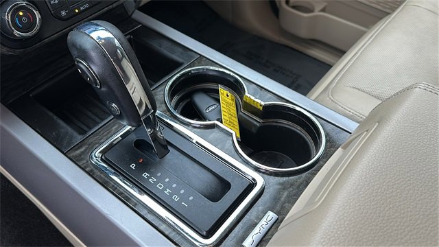 Used 2017 Ford Expedition Limited image 29