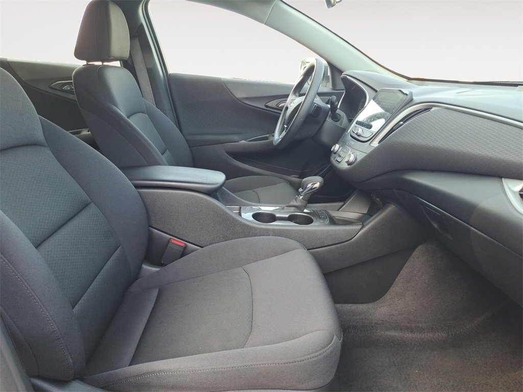 Used 2024 Chevrolet Malibu LS w/ Driver Confidence Package image 15