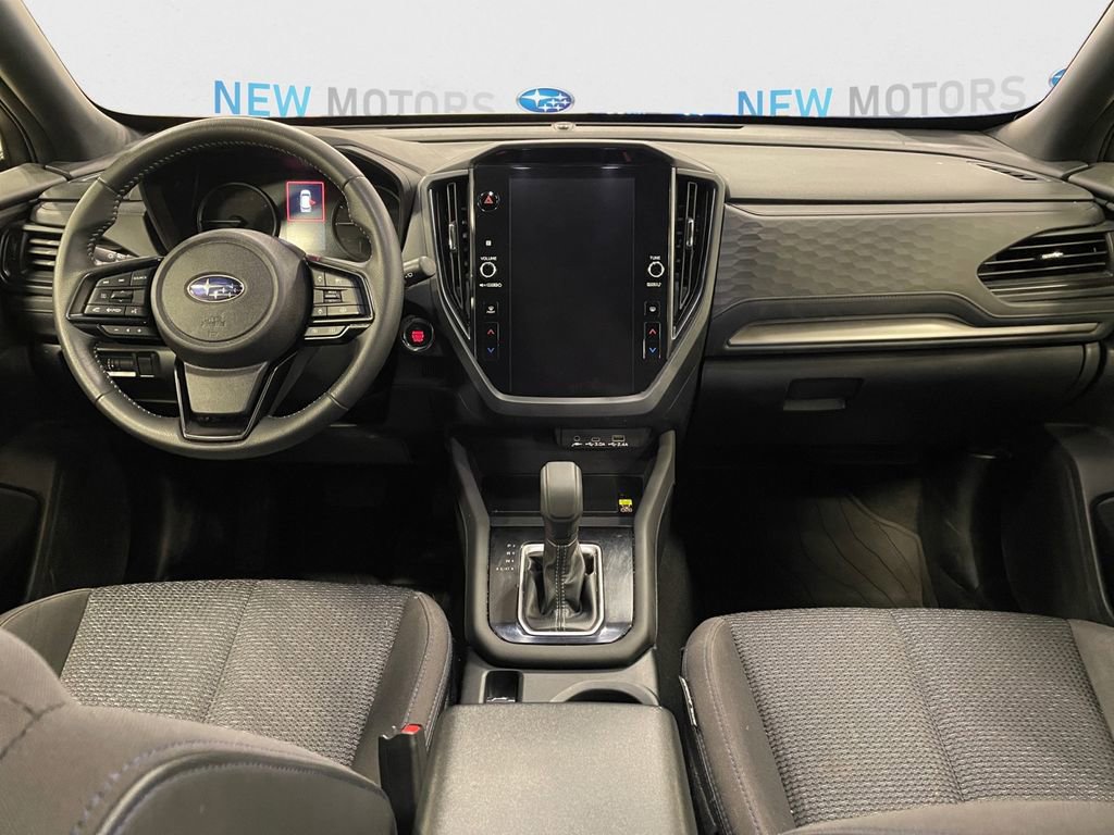 Used 2025 Subaru Forester Premium AWD/4WD image 10