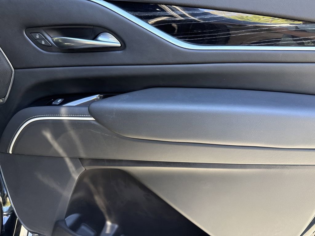 Used 2022 Cadillac Escalade ESV Sport w/ Touring Package image 16