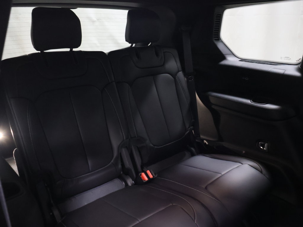 New 2027 Jeep Grand Cherokee L Limited AWD/4WD image 17
