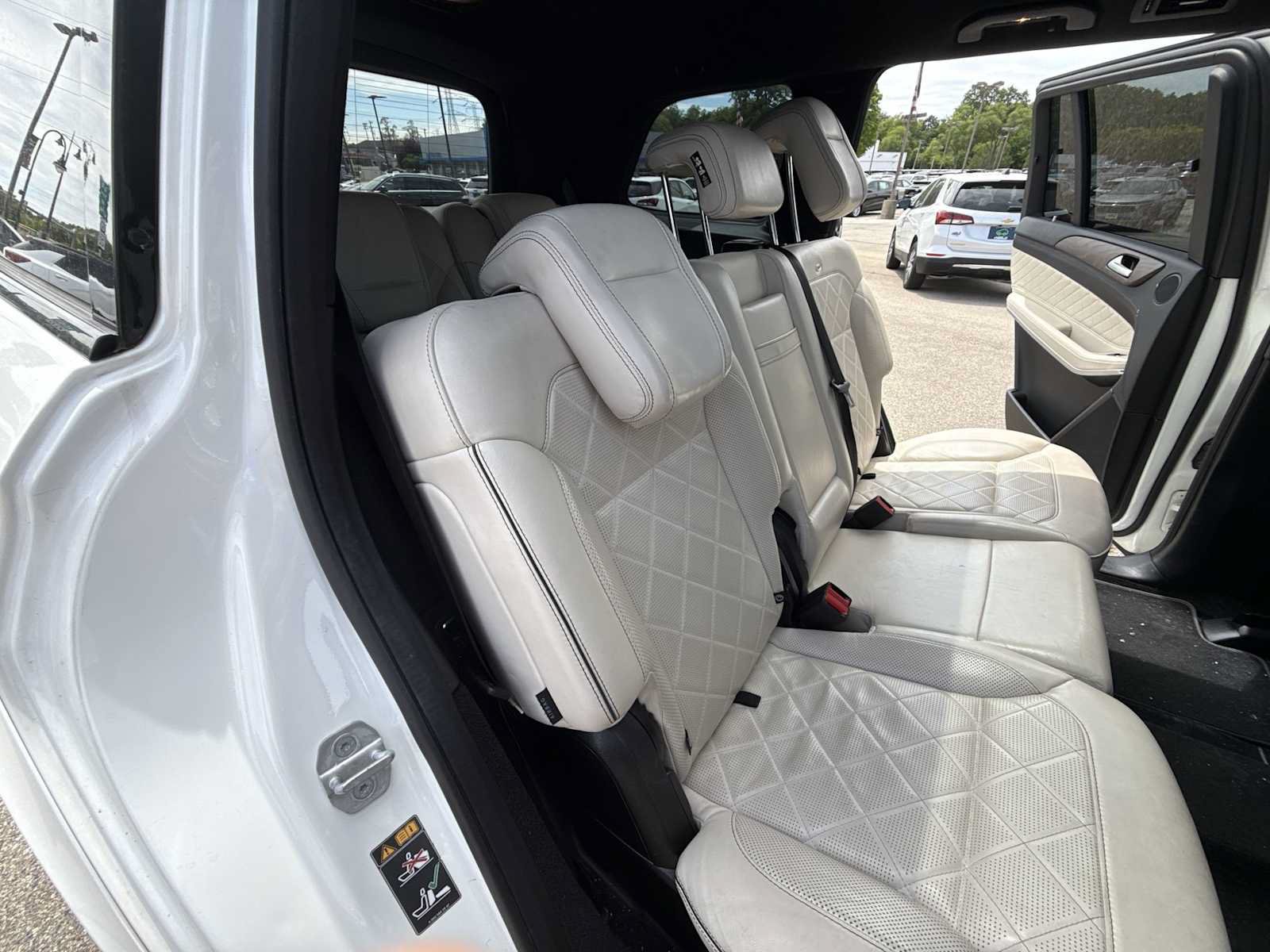 Used 2017 Mercedes-Benz GLS 550 4MATIC image 27