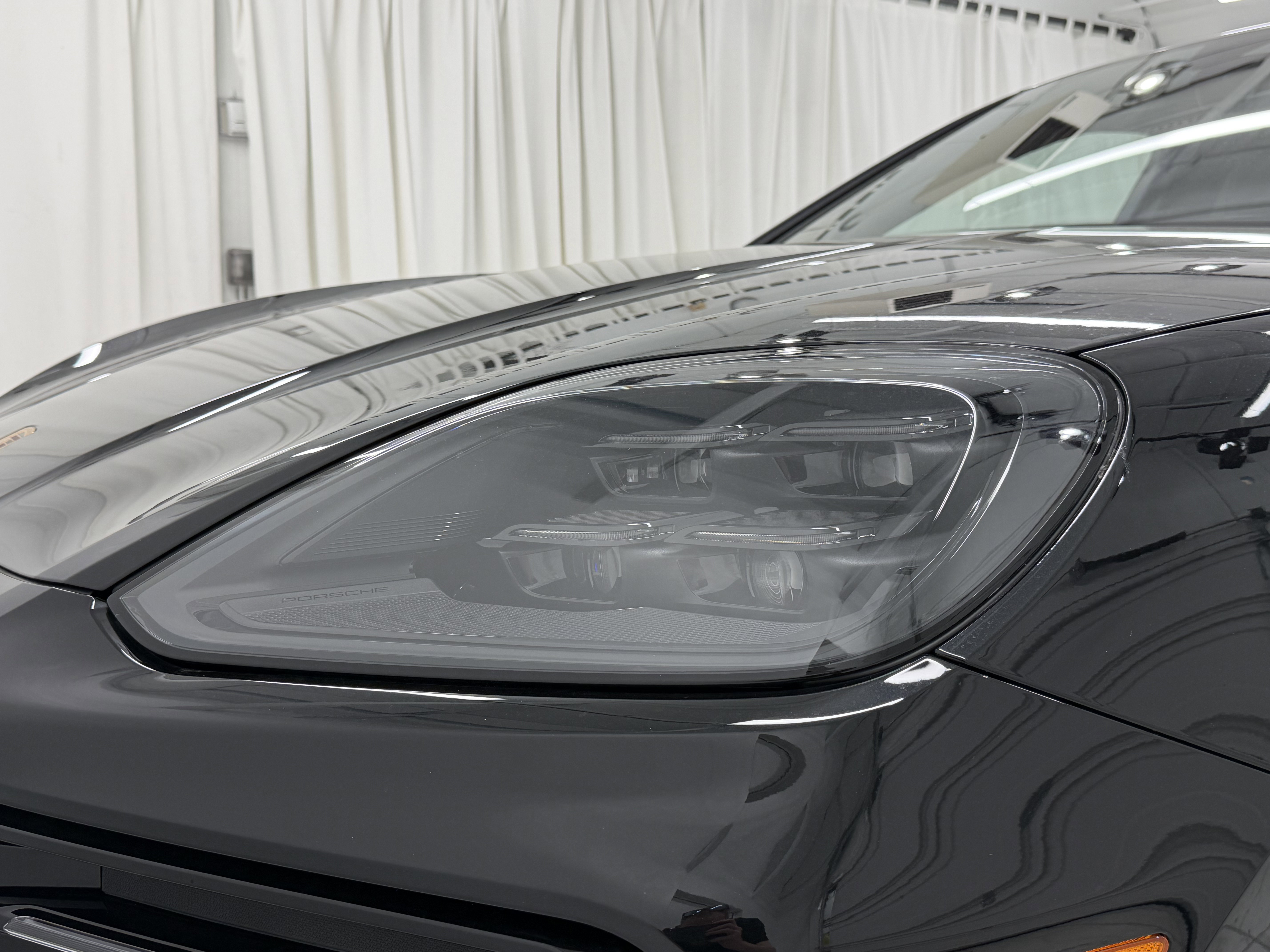Certified 2025 Porsche Cayenne GTS image 17