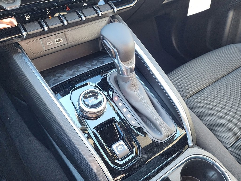 New 2026 GMC Canyon Elevation w/ Convenience Package image 30