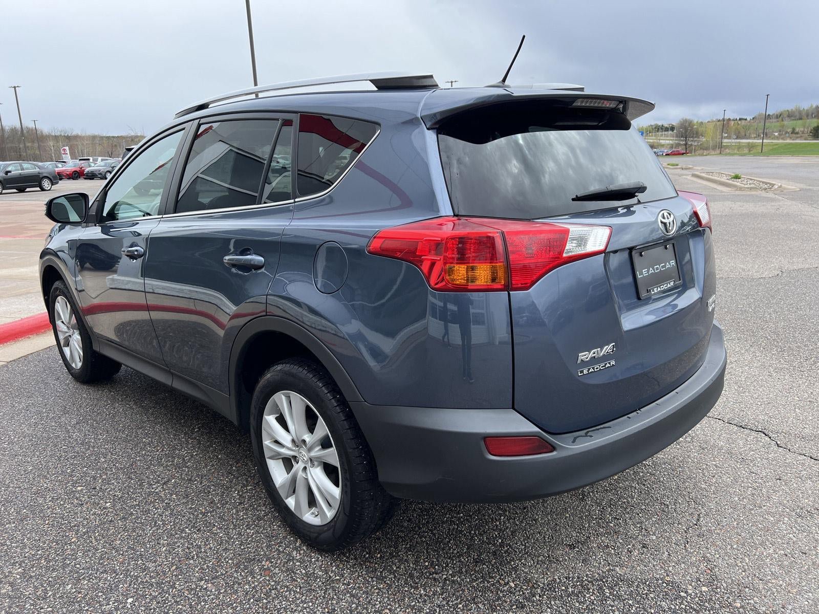 Used 2014 Toyota RAV4 Limited w/ Technology Package AWD/4WD image 11