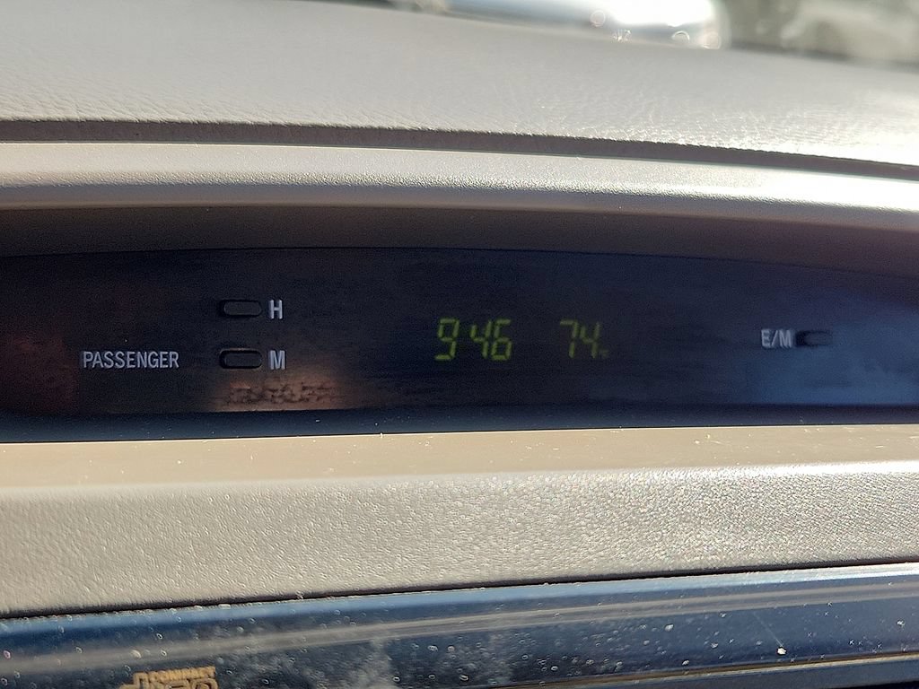 Used 2003 Toyota Camry LE FWD image 24