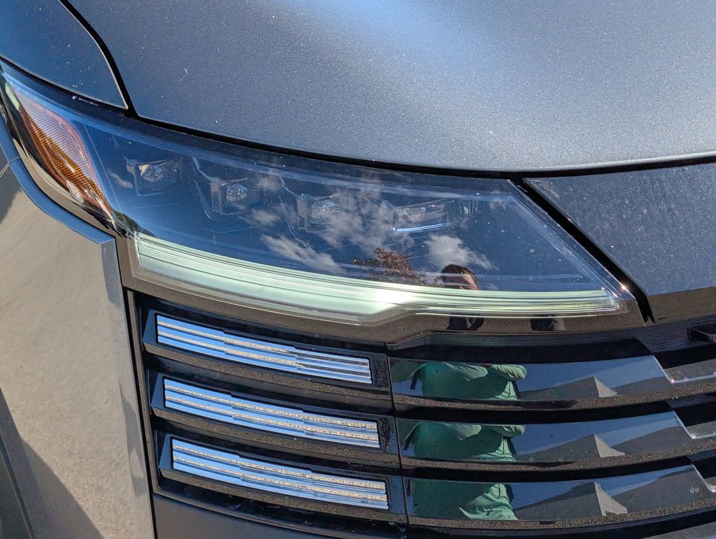 New 2026 Nissan Kicks SV image 9