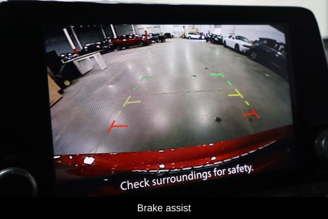 Used 2024 Nissan Altima 2.5 SV FWD image 8