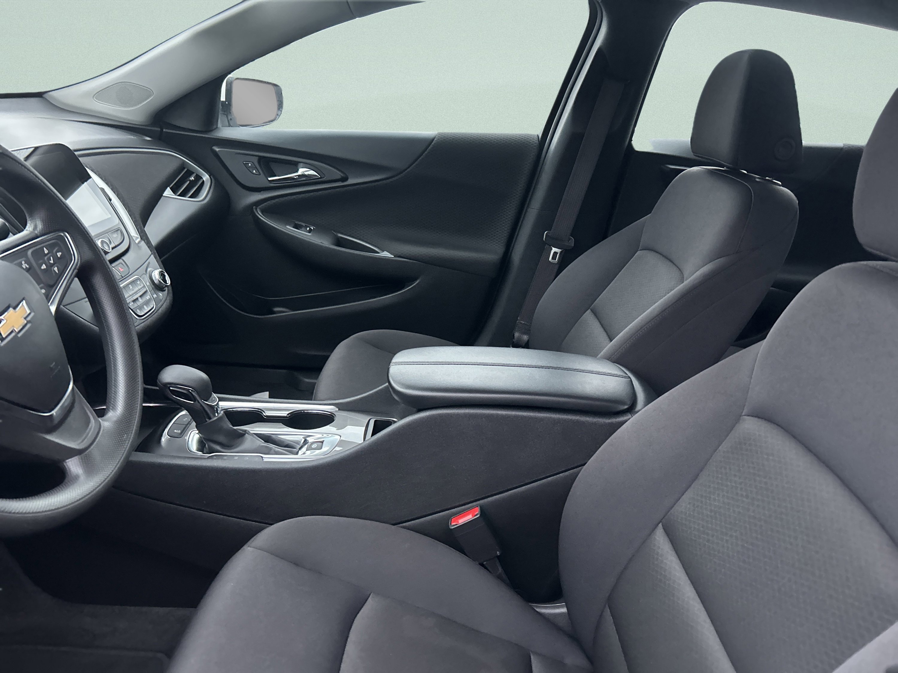 Used 2024 Chevrolet Malibu LT image 11