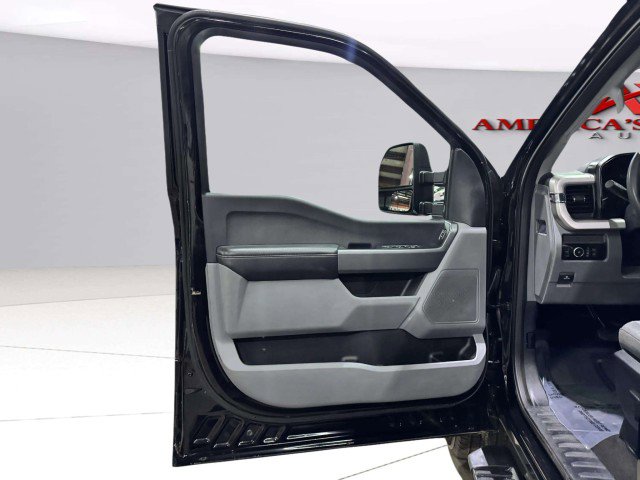 Used 2025 Ford F250 XLT image 25