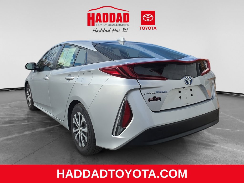 Used 2022 Toyota Prius Prime LE FWD image 3