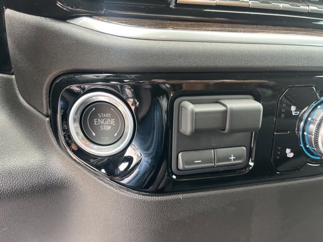 New 2026 GMC Sierra 1500 Elevation image 32