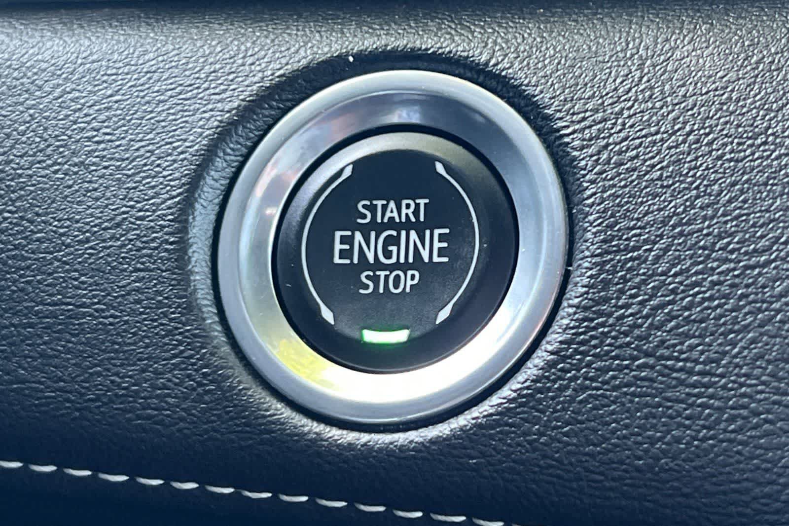 Used 2022 Cadillac Escalade ESV Luxury AWD/4WD image 31