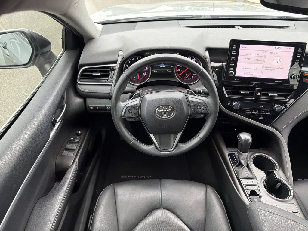 Used 2022 Toyota Camry XSE FWD image 23
