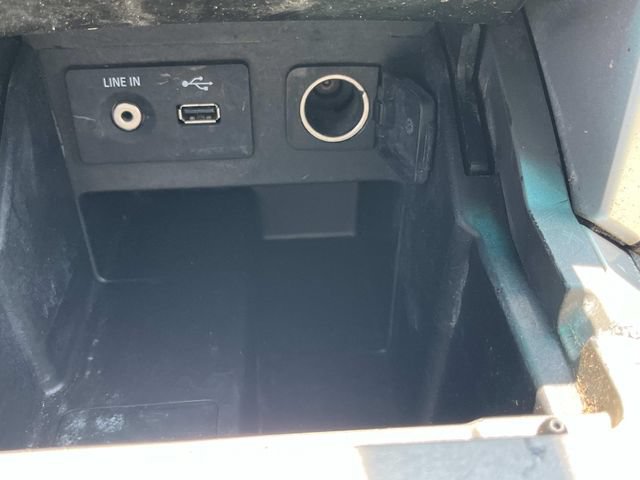 Used 2015 Ford Explorer XLT FWD image 30