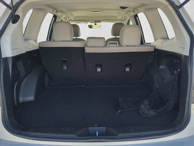 Used 2017 Subaru Forester 2.5i Limited w/ Popular Package #2 AWD/4WD image 5