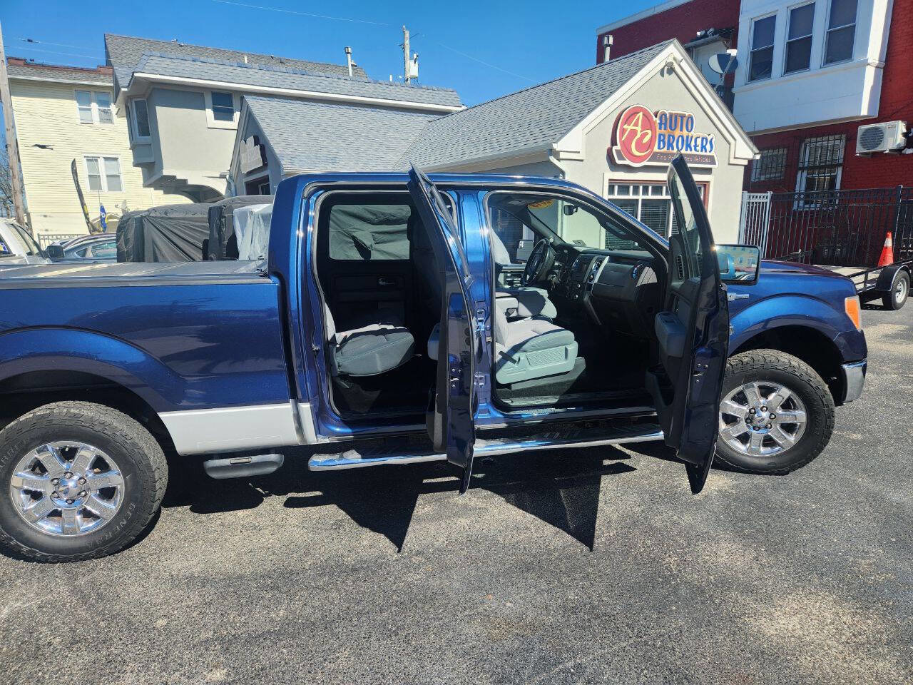 Used 2013 Ford F150 XLT w/ Luxury Equipment Group AWD/4WD image 13