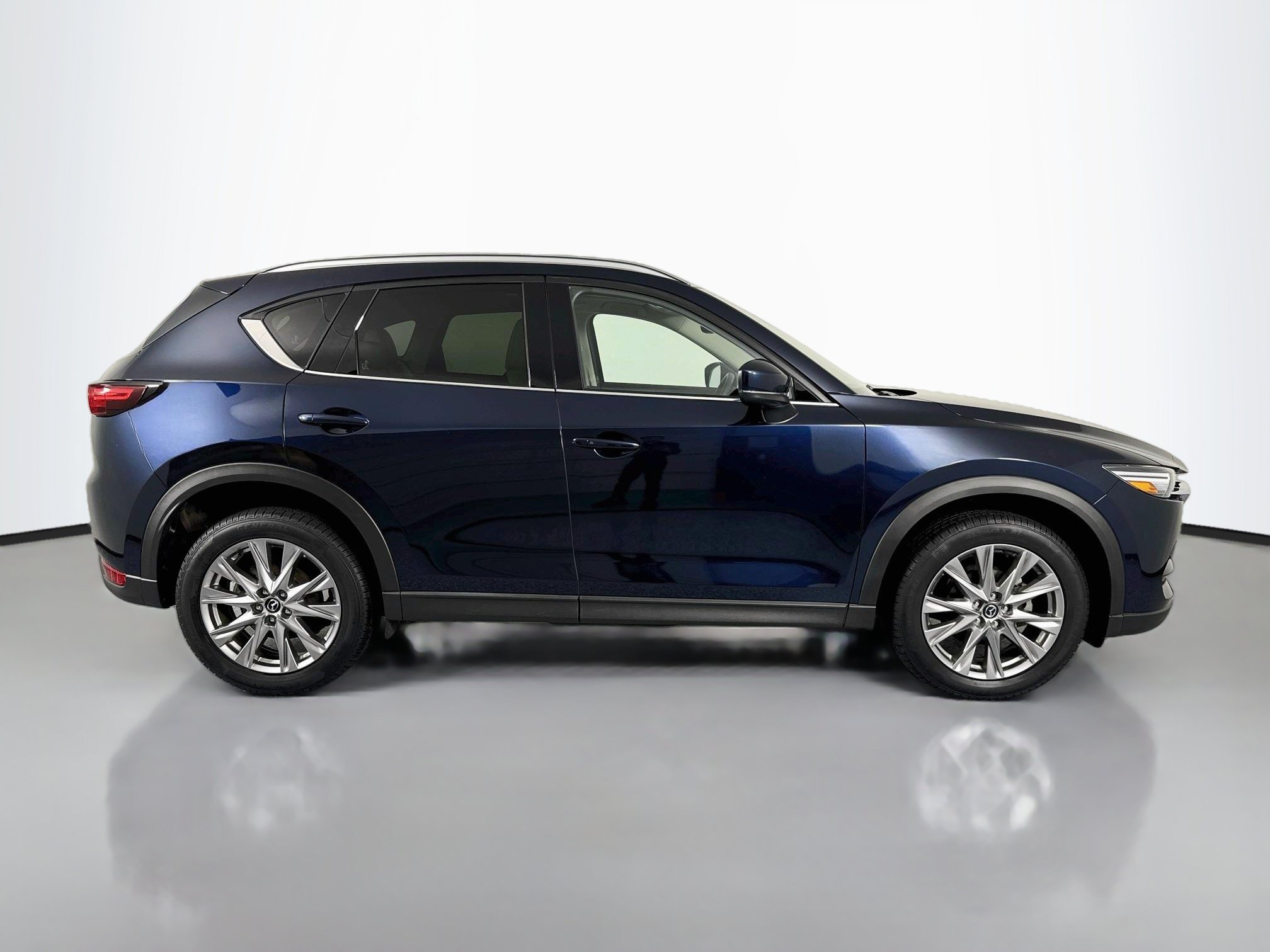 Used 2021 MAZDA CX-5 Grand Touring AWD/4WD image 4