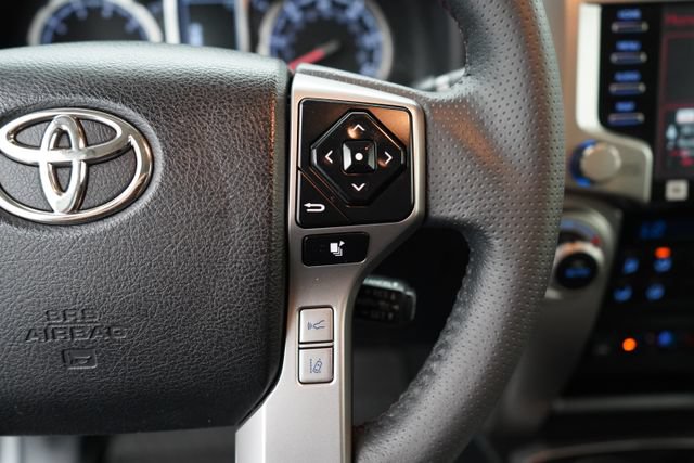 Used 2021 Toyota 4Runner Limited AWD/4WD image 19