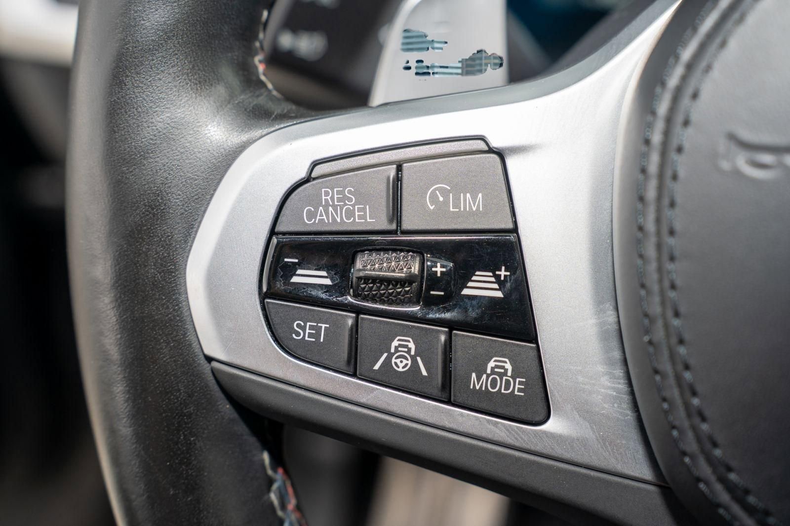 Used 2024 BMW X4 M40i image 32